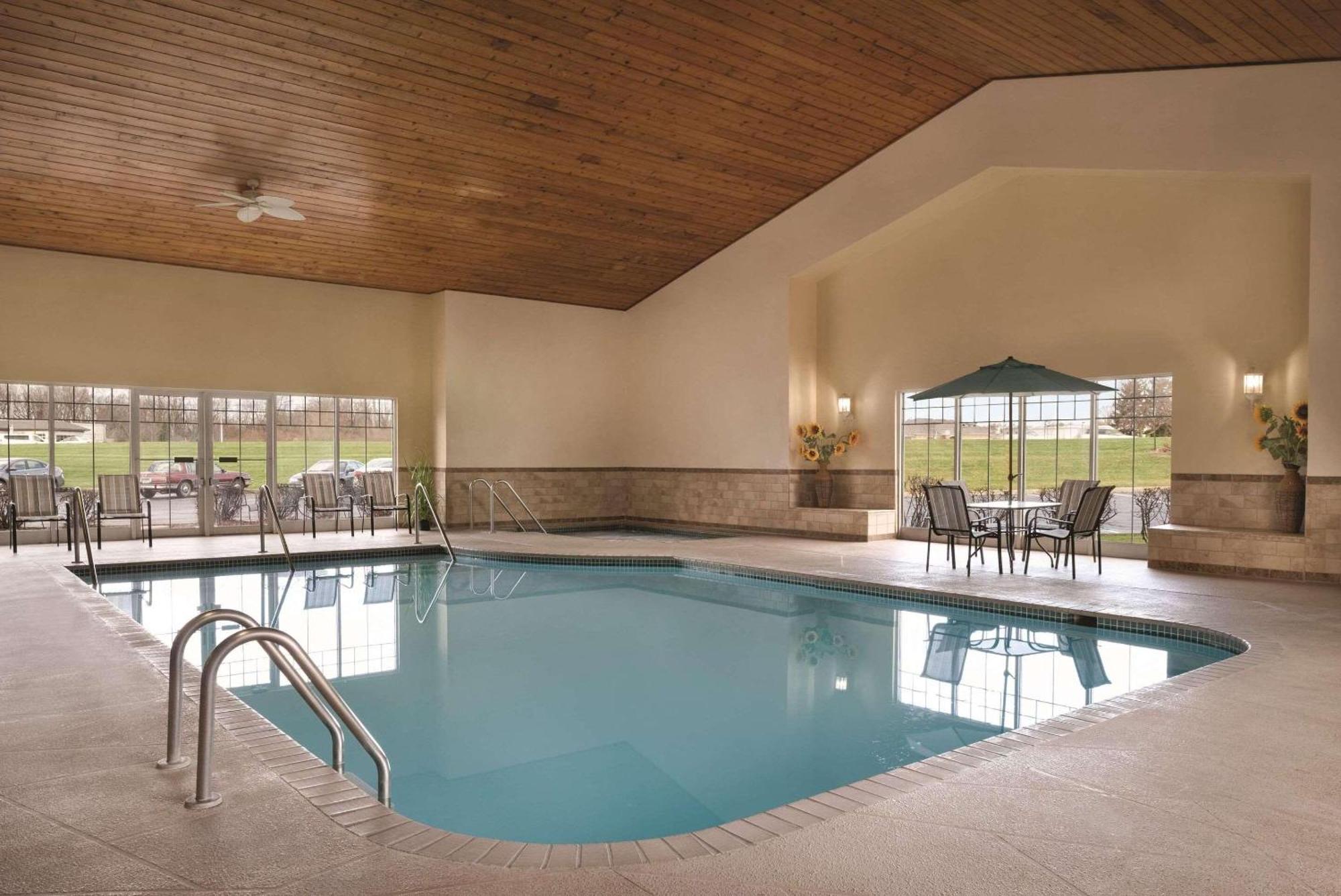 Country Inn & Suites By Radisson, Germantown, Wi エクステリア 写真